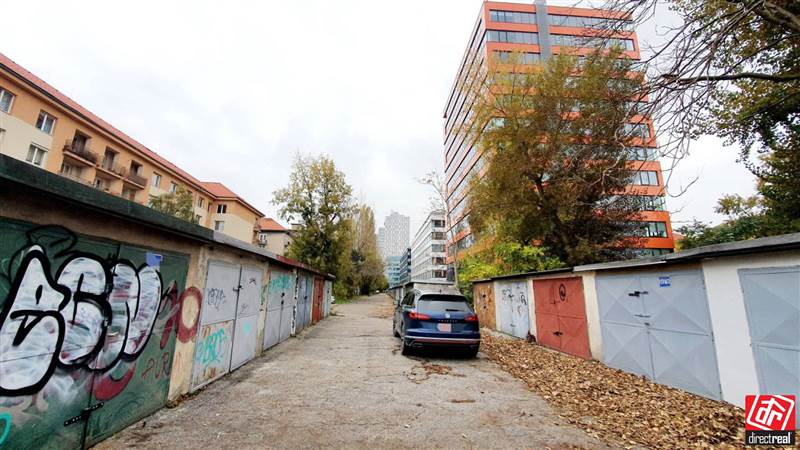 Nebytové priestory
                - garáž
                - Prenájom                - prenájom samostatnej garáže, Budovateľská ulica, Ružinov