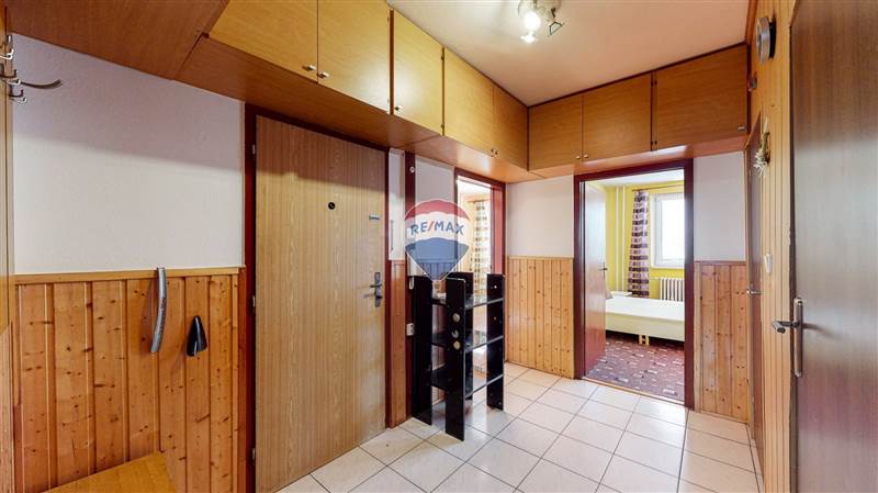 Predaj bytu (3 izbový) 60 m2, Košice - Nad jazerom