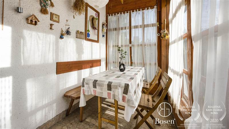 BOSEN | Slnečný dom v tichom prostredí Malých Karpát, Svätý Jur - 1598m2