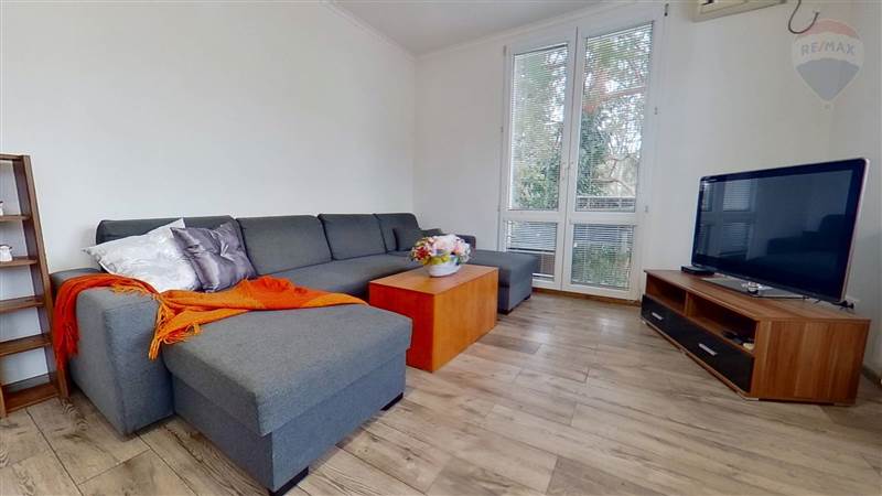 Predaj bytu (3 izbový) 80 m2, Nitra