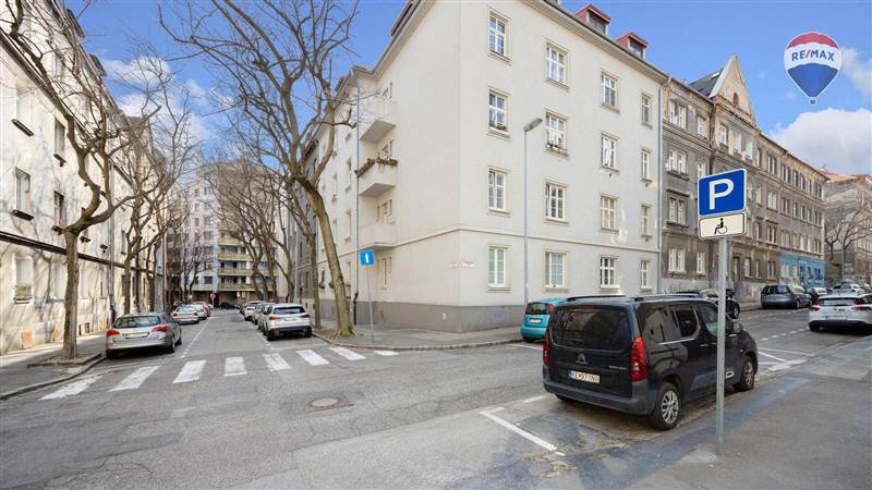 Predaj bytu (5 izbový a väčší) 170 m2, Bratislava - Staré Mesto
