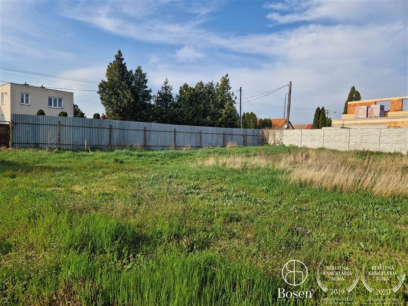 BOSEN | Stavebný pozemok- výstavba samostatného domu