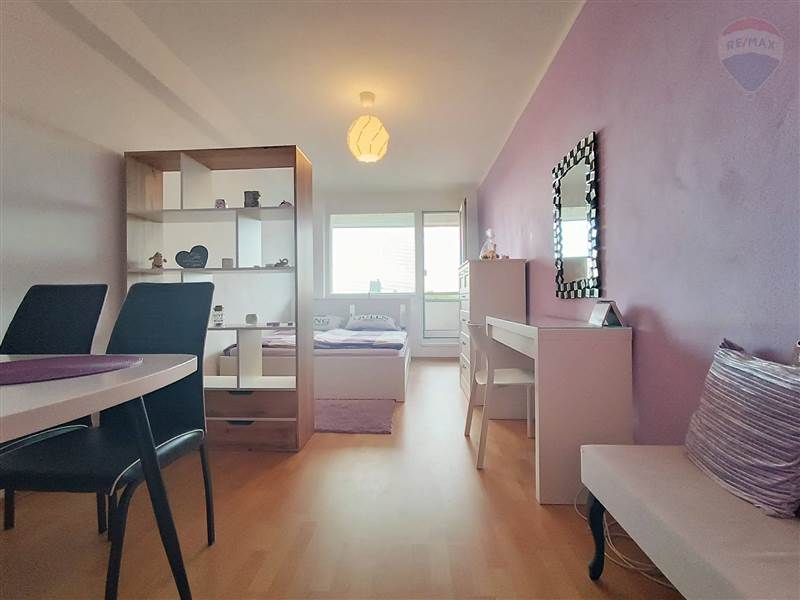 Predaj bytu (garsónka) 33 m2, Bratislava - Rača