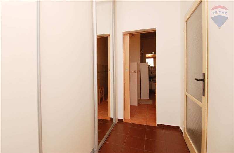 Prenájom bytu (1 izbový) 39 m2, Bratislava - Ružinov