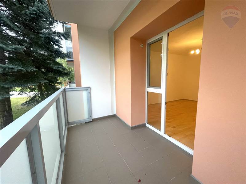 Predaj bytu (1 izbový) 41 m2, Valaská