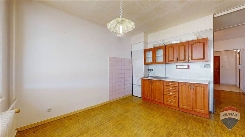 Predaj bytu (2 izbový) 75 m2, Prievidza